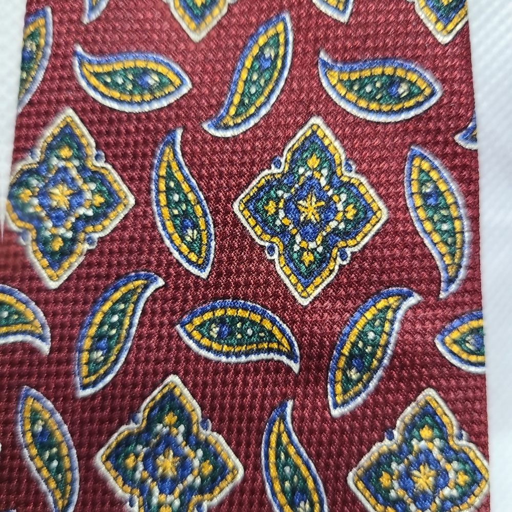 2 Tommy Hilfiger ties - Picture 5 of 6